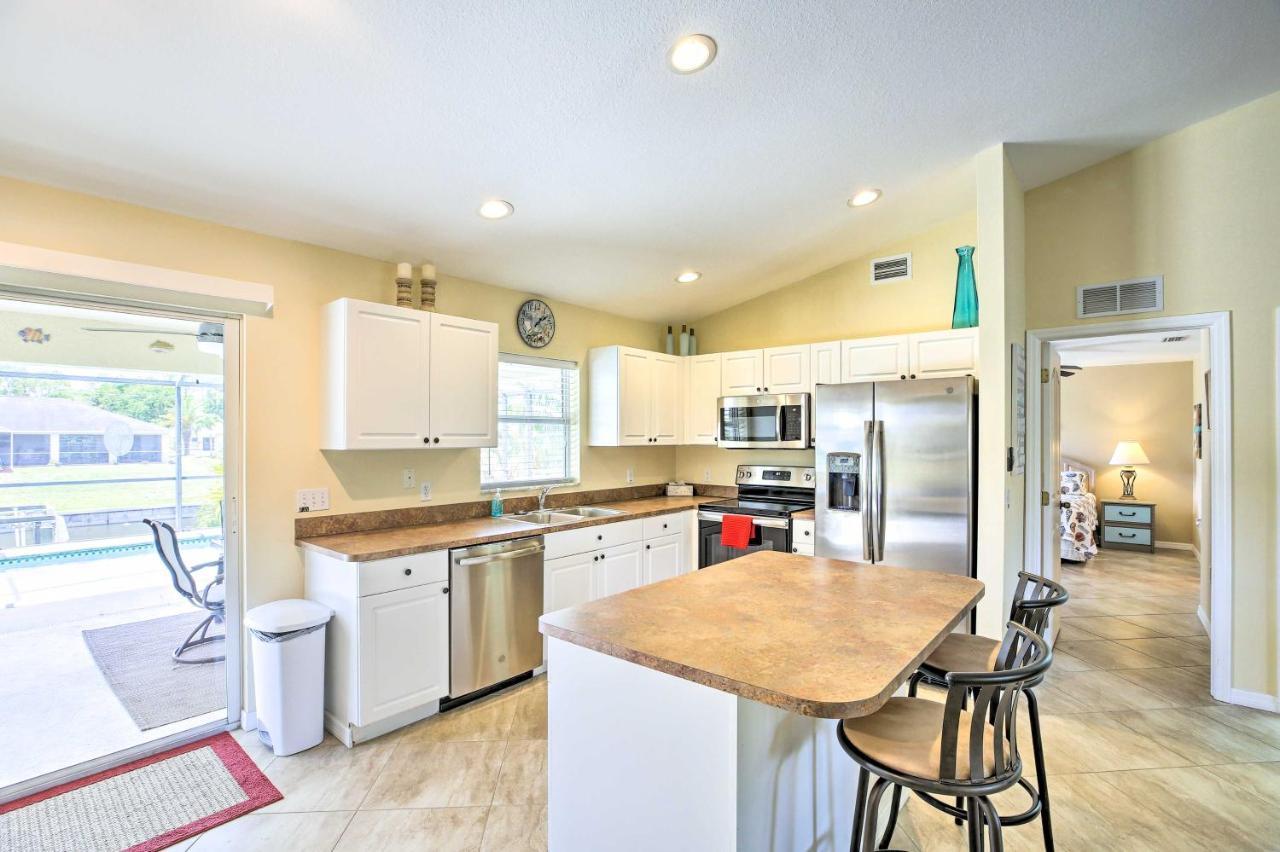 Cape Coral Canalfront Home With Pool And Dock Extérieur photo