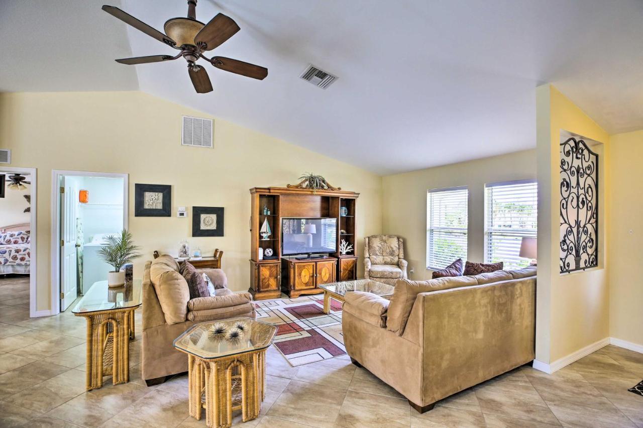Cape Coral Canalfront Home With Pool And Dock Extérieur photo