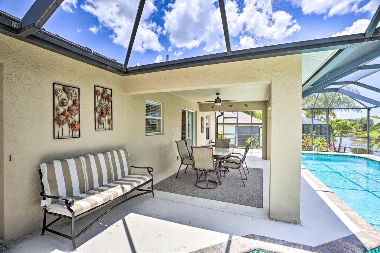 Cape Coral Canalfront Home With Pool And Dock Extérieur photo